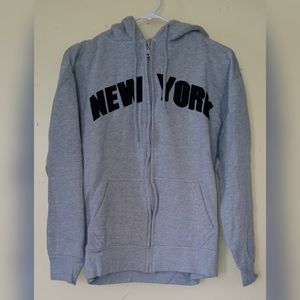 Men's hooded New York sweatshirt